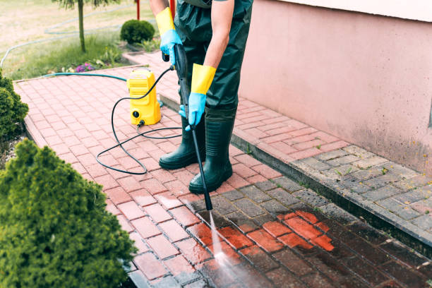 Post-Construction Pressure Washing in Hollister, MO